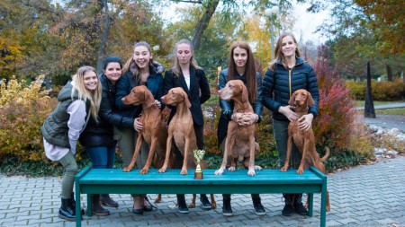 BEST BREEDING GROUP 3rd. place, kennel ZEULEUS